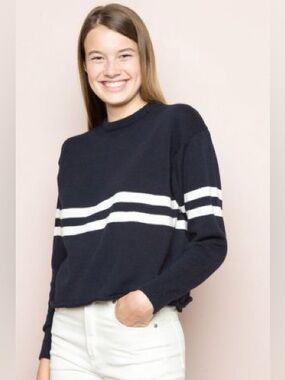 Brandy Melville Cropped Sweater